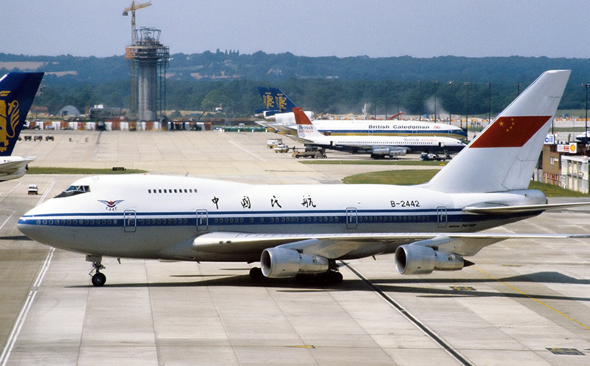 Boeing_747SP-J6CAAC Wikimedia.jpg